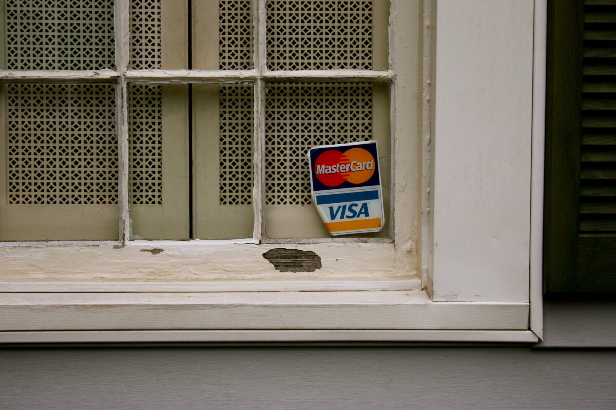 Visa and Mastercard Logo in a window