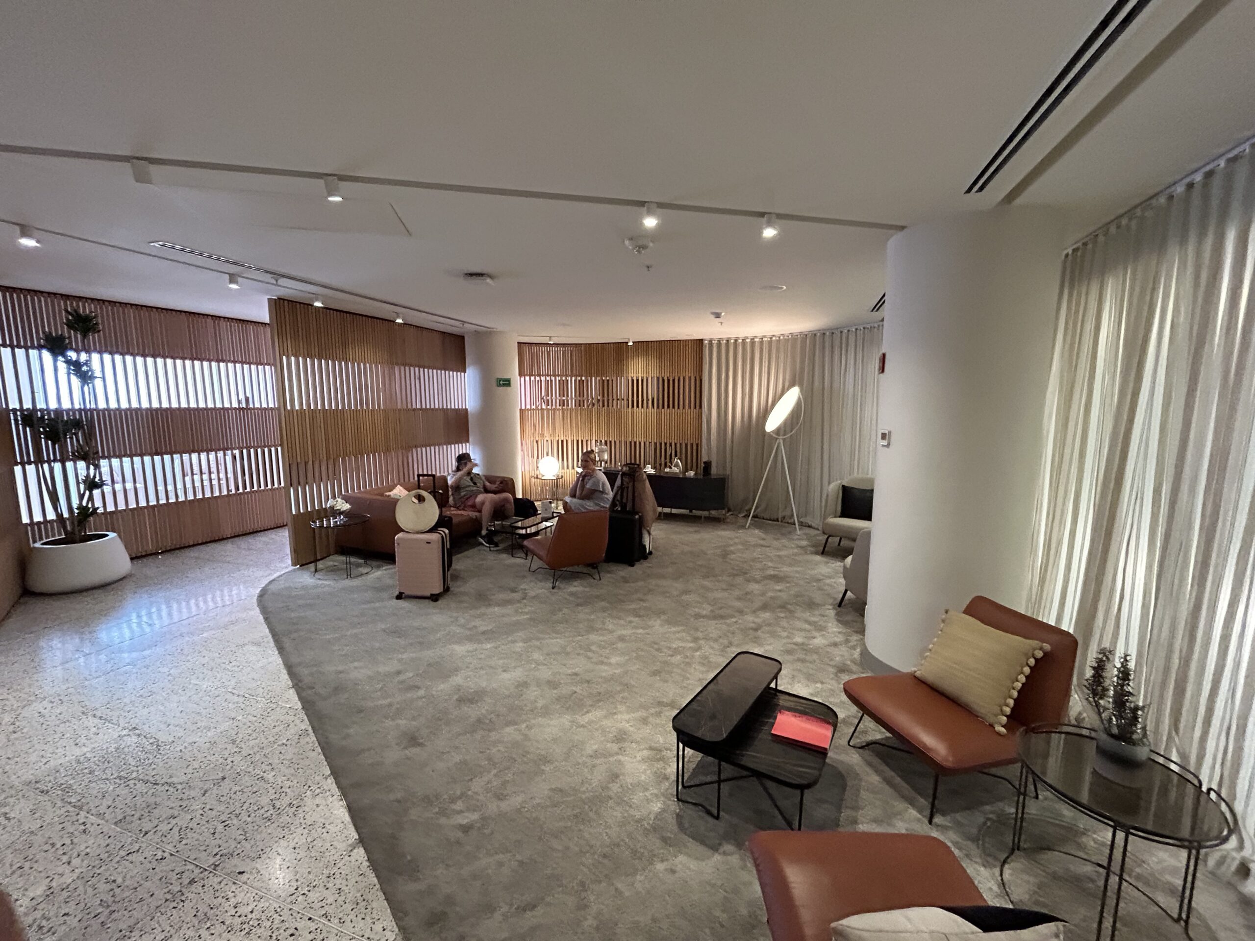 Check-in lounge