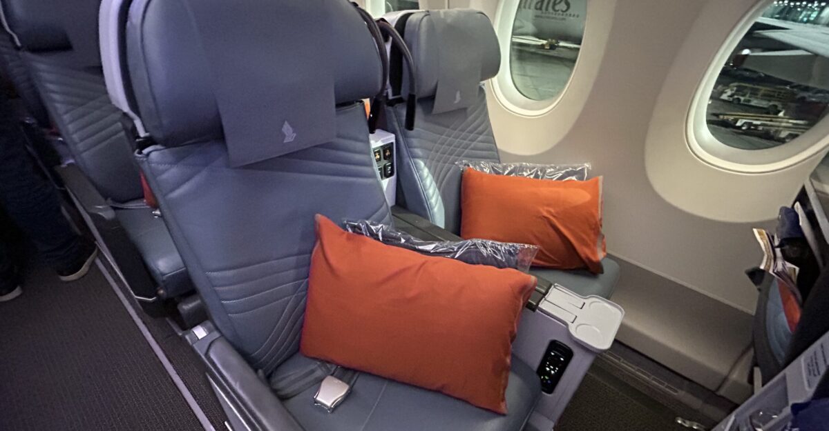 Singapore Premium economy seats